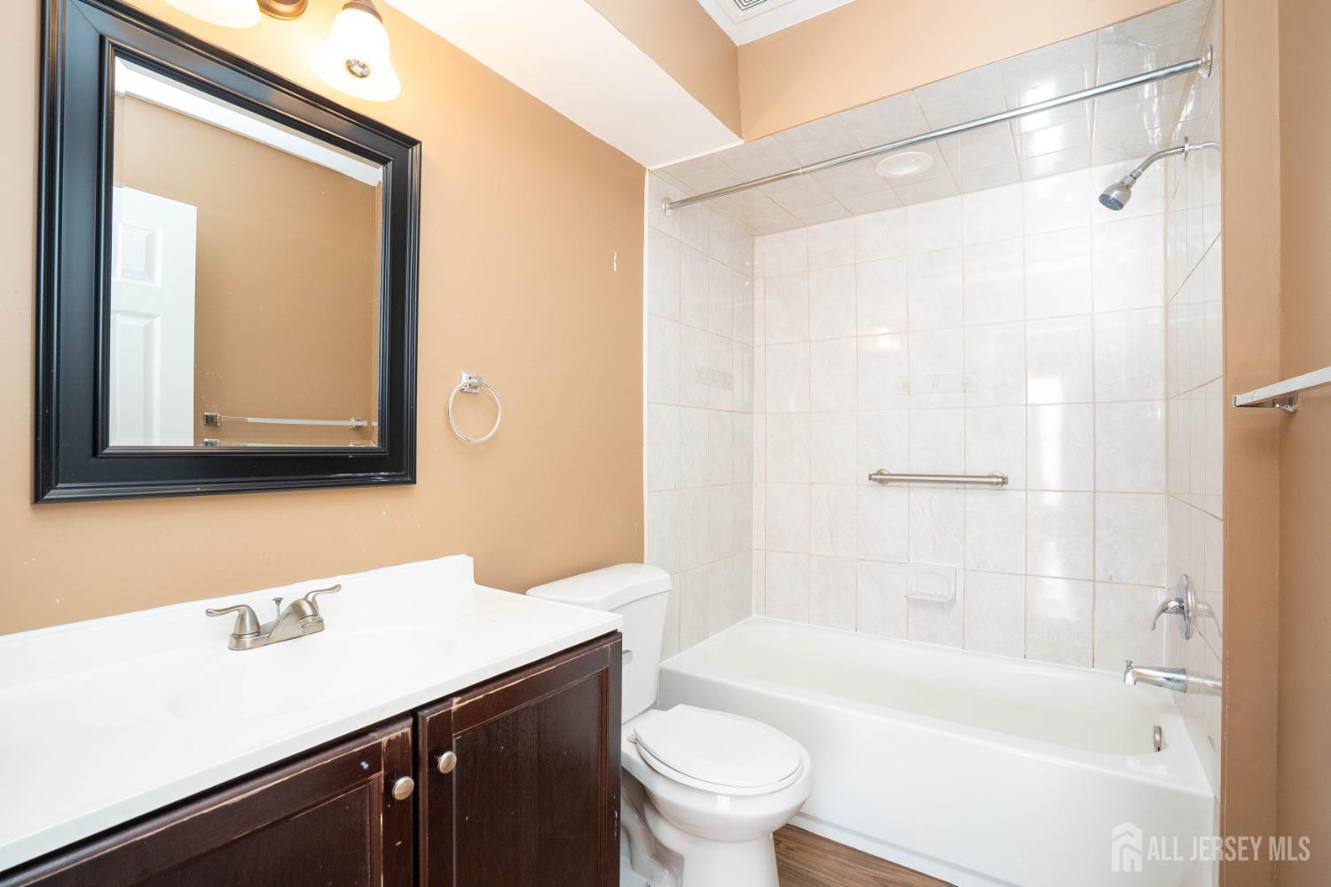 513 Waterford Drive, Edison, NJ, 08817 image 13