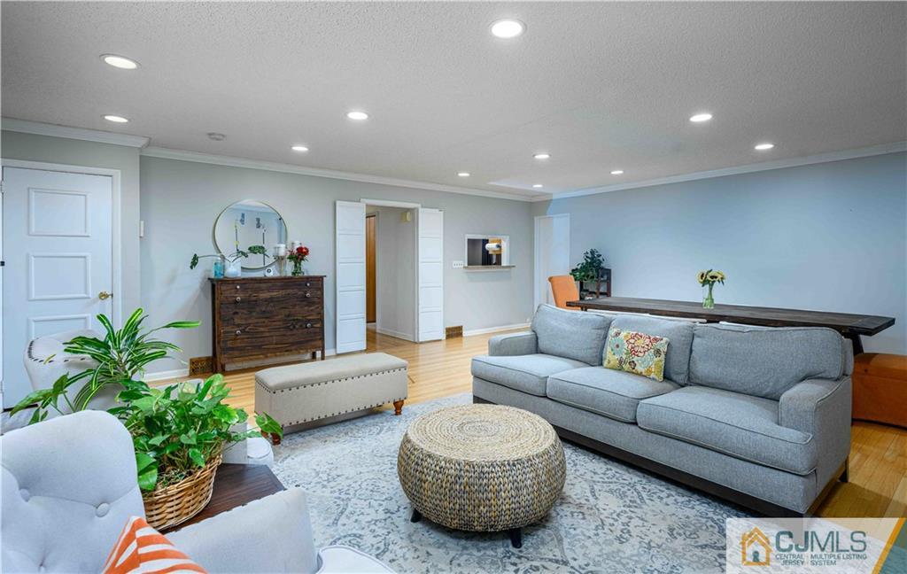 96 Emerson Road Image 4