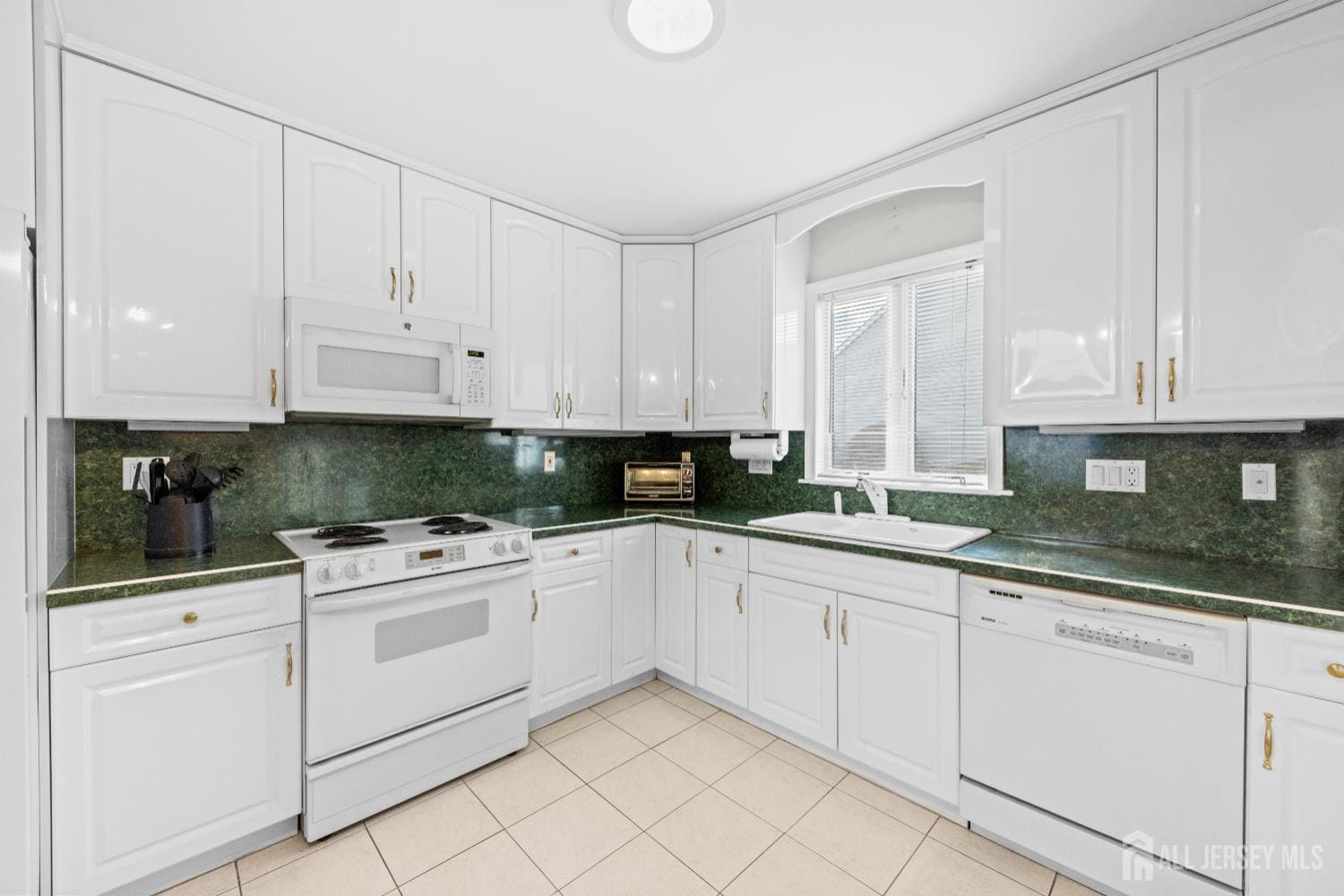 835-B Vail Road, Monroe, NJ, 08831 image 12