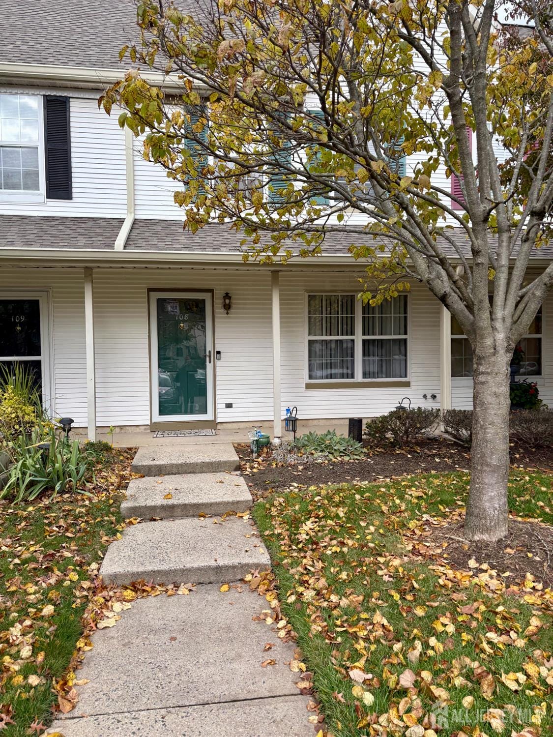 108 Daniel Court, Middlesex, NJ, 08824