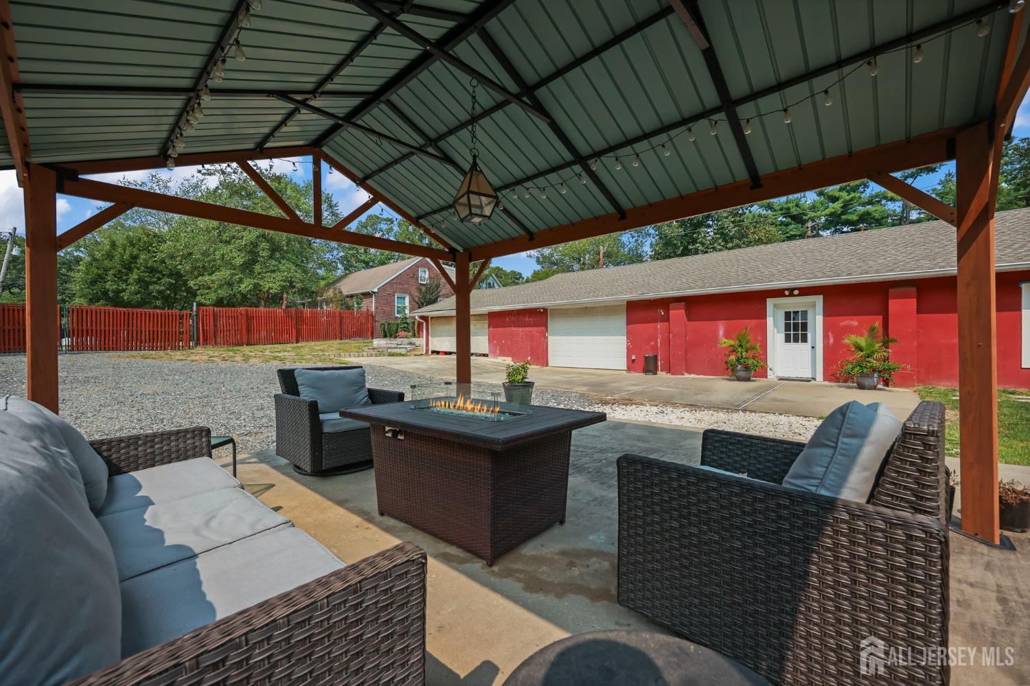 7 Lake Avenue, Helmetta, NJ, 08828 image 52