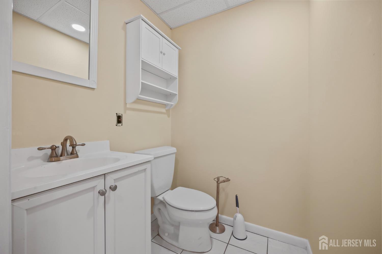 7 Lake Avenue, Helmetta, NJ, 08828 image 37