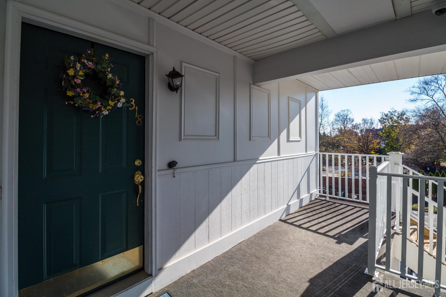 318 Wimbeldon Court Image 2