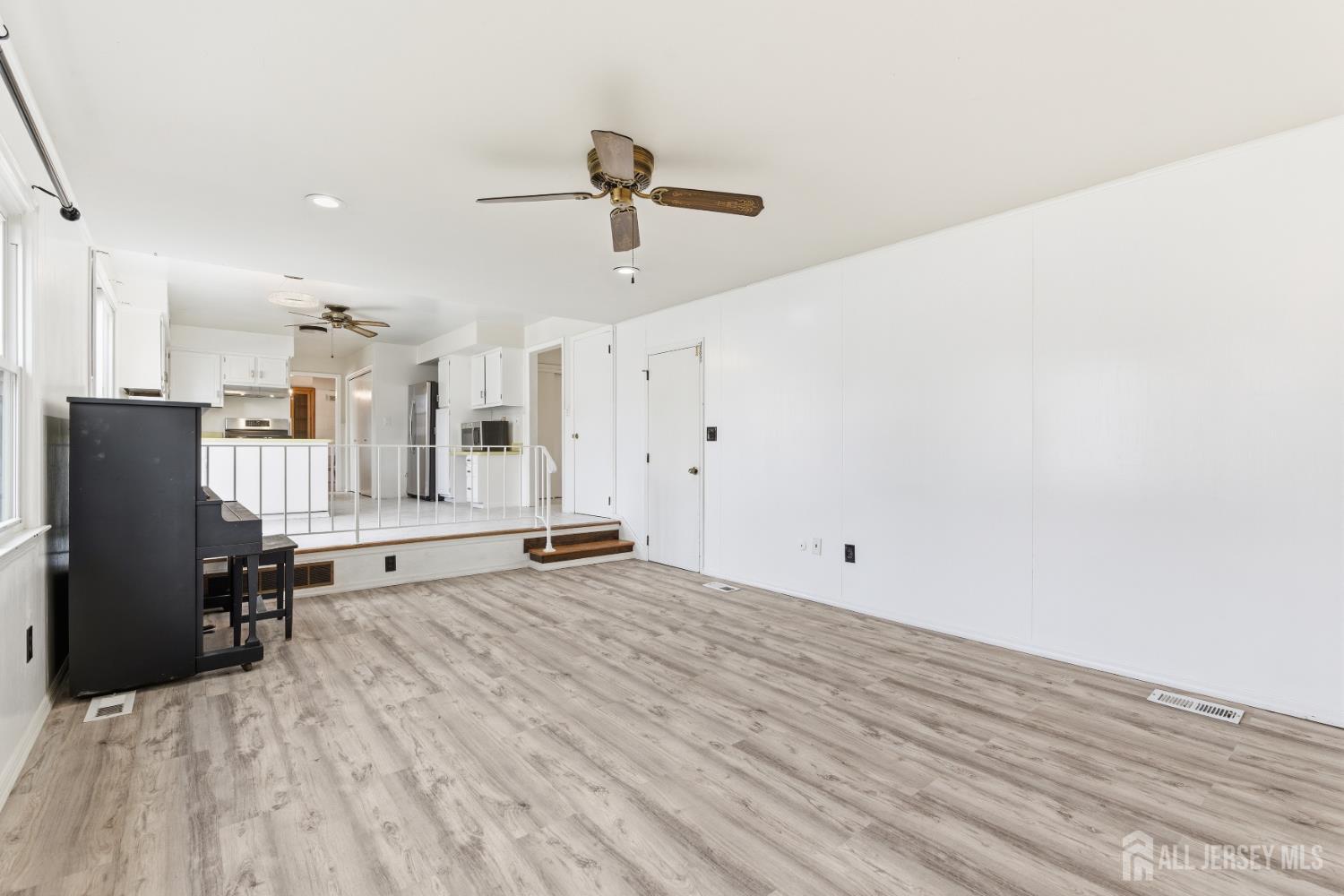 7 Oberlin Court, Edison, NJ, 08820 image 16