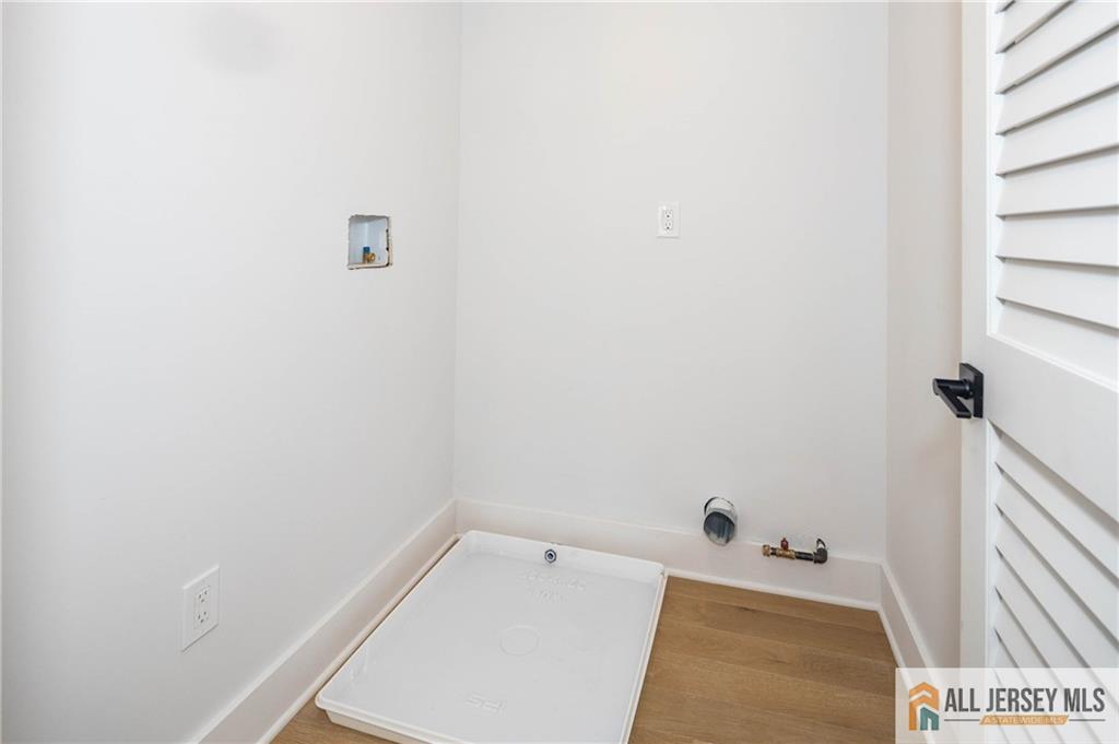 39 Lowell Street, Iselin, NJ, 08830 image 24