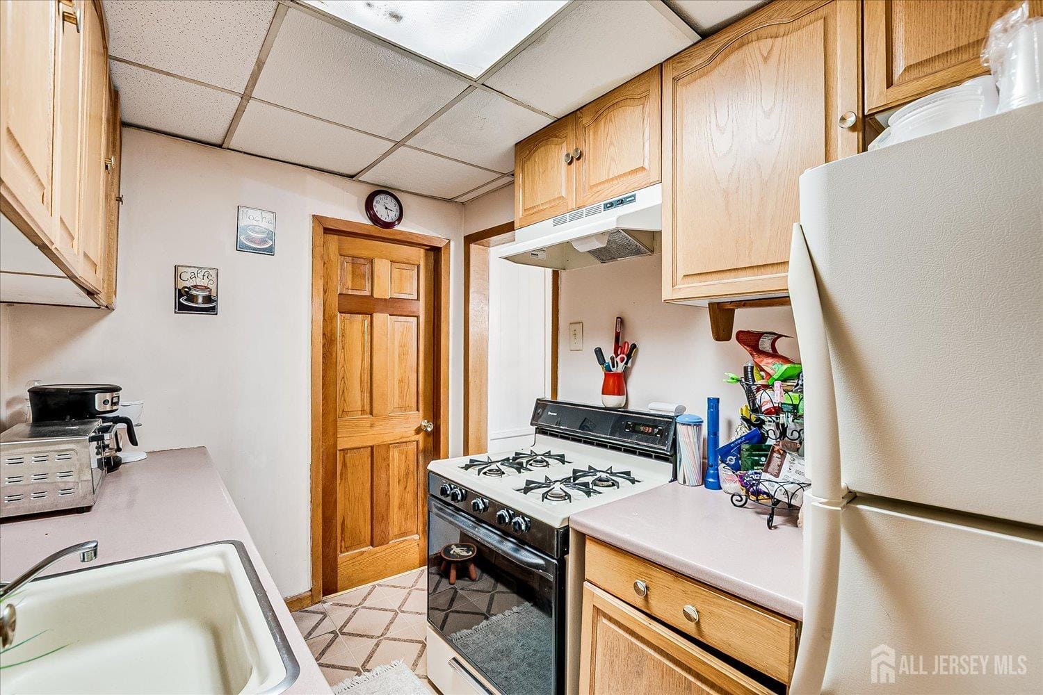 450 Crows Mill Road, Fords, NJ, 08863 image 12