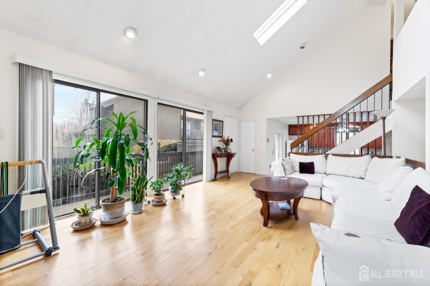 338 Westgate Drive, Edison, NJ, 08820 image 10