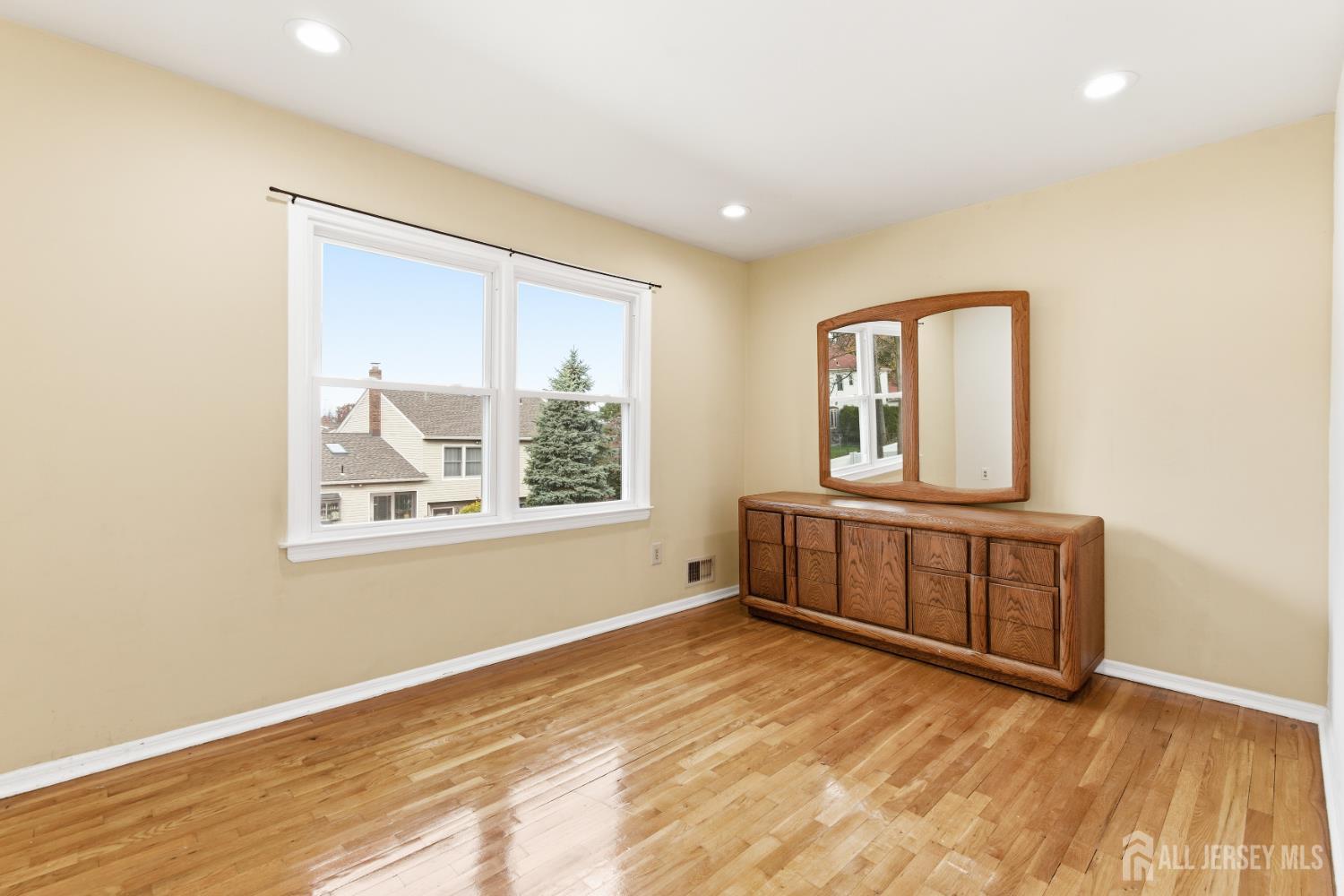 7 Oberlin Court, Edison, NJ, 08820 image 23