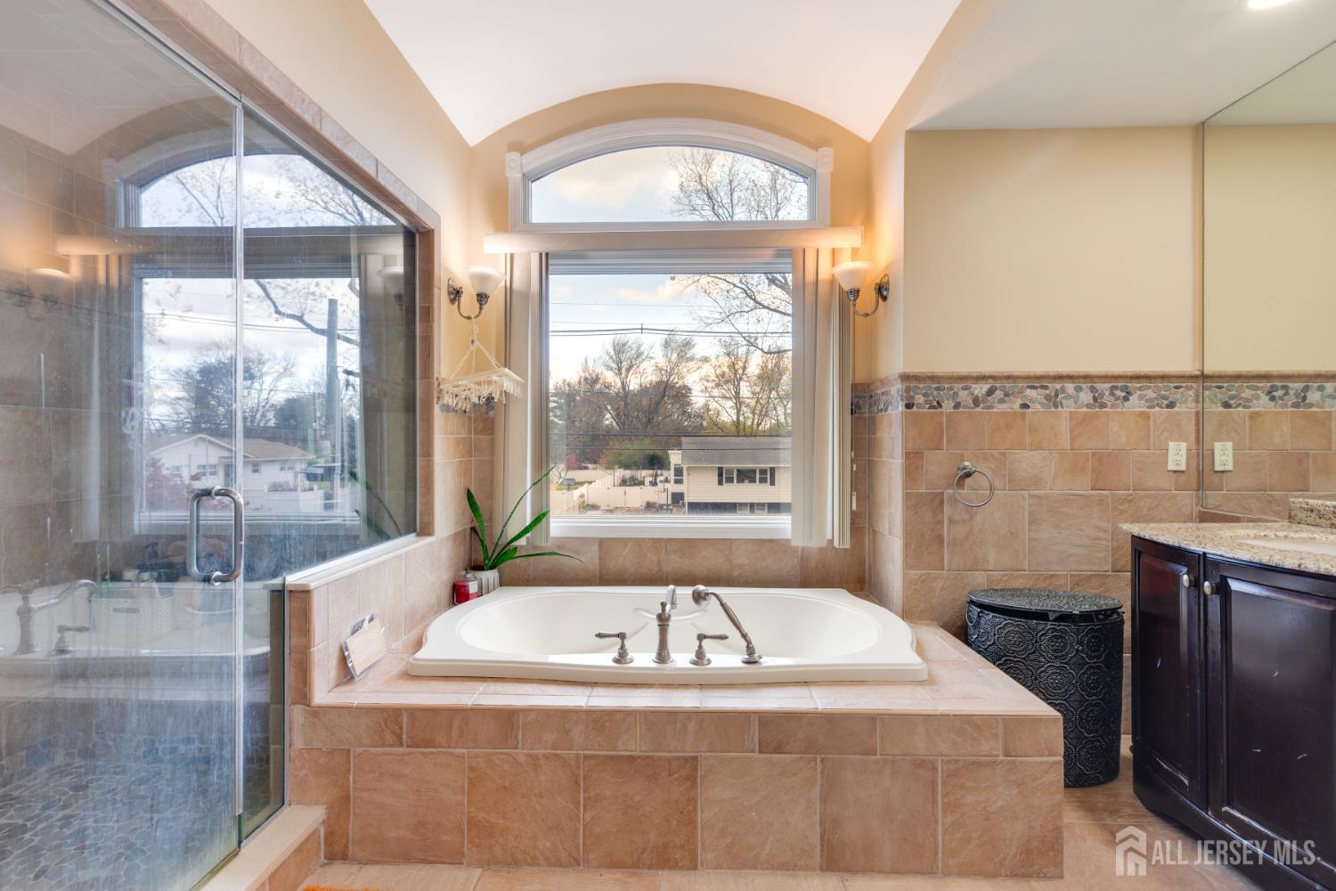 6 Milton Avenue, East Brunswick, NJ, 08816 image 37