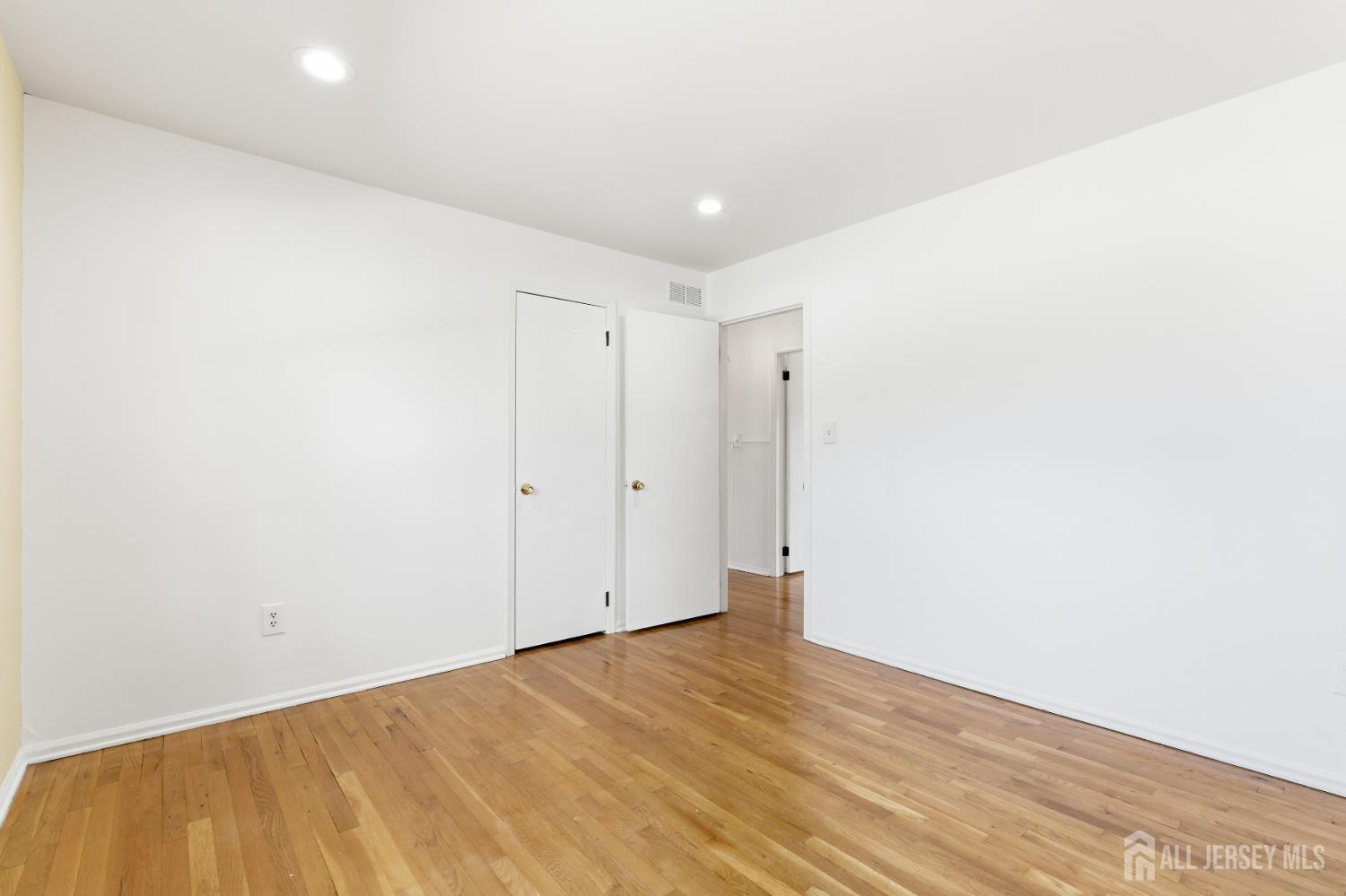 7 Oberlin Court, Edison, NJ, 08820 image 28