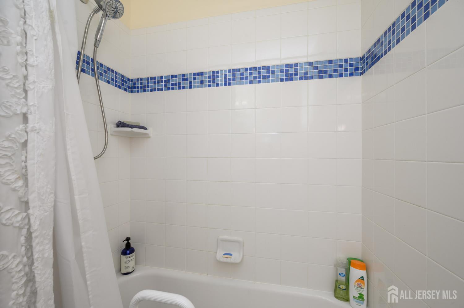 4 Hickory Hill Drive, Ewing, NJ, 08618 image 21