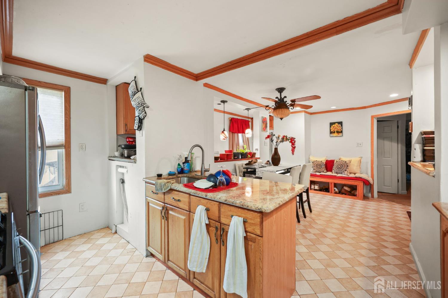 608 Main Street Image 5