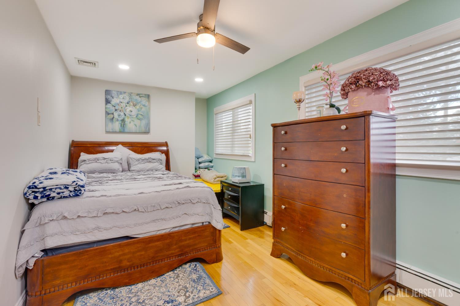 6 Milton Avenue, East Brunswick, NJ, 08816 image 27