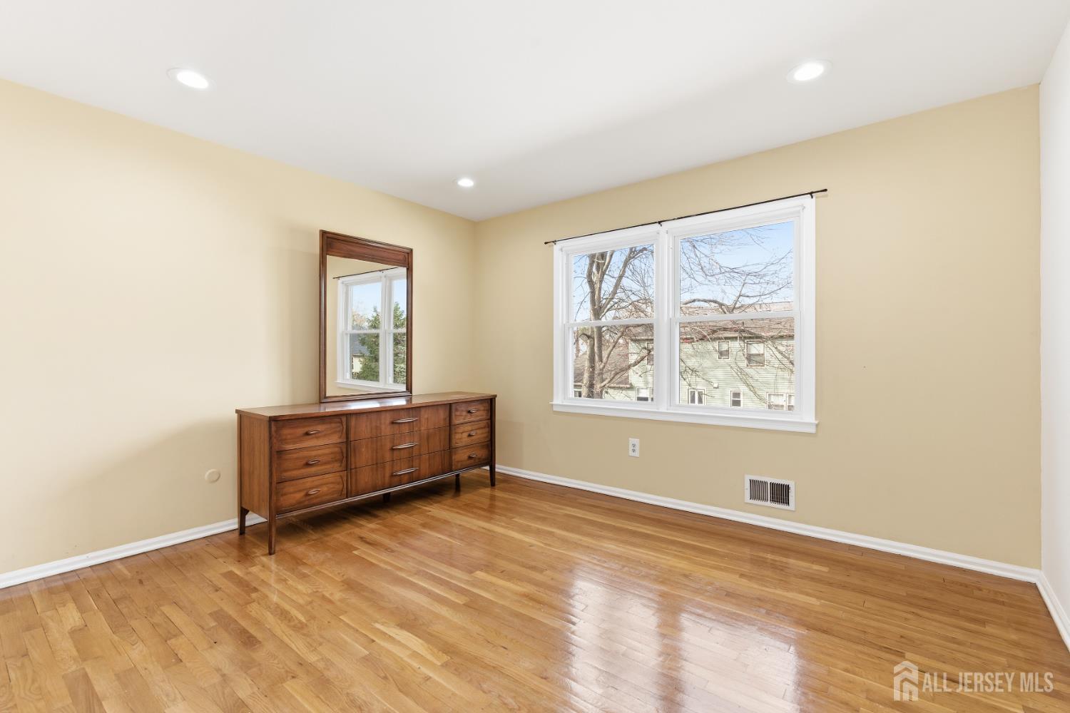 7 Oberlin Court, Edison, NJ, 08820 image 24