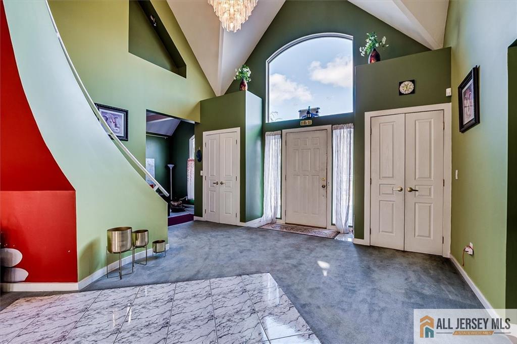 824 Windsor Perrineville Road Image 4