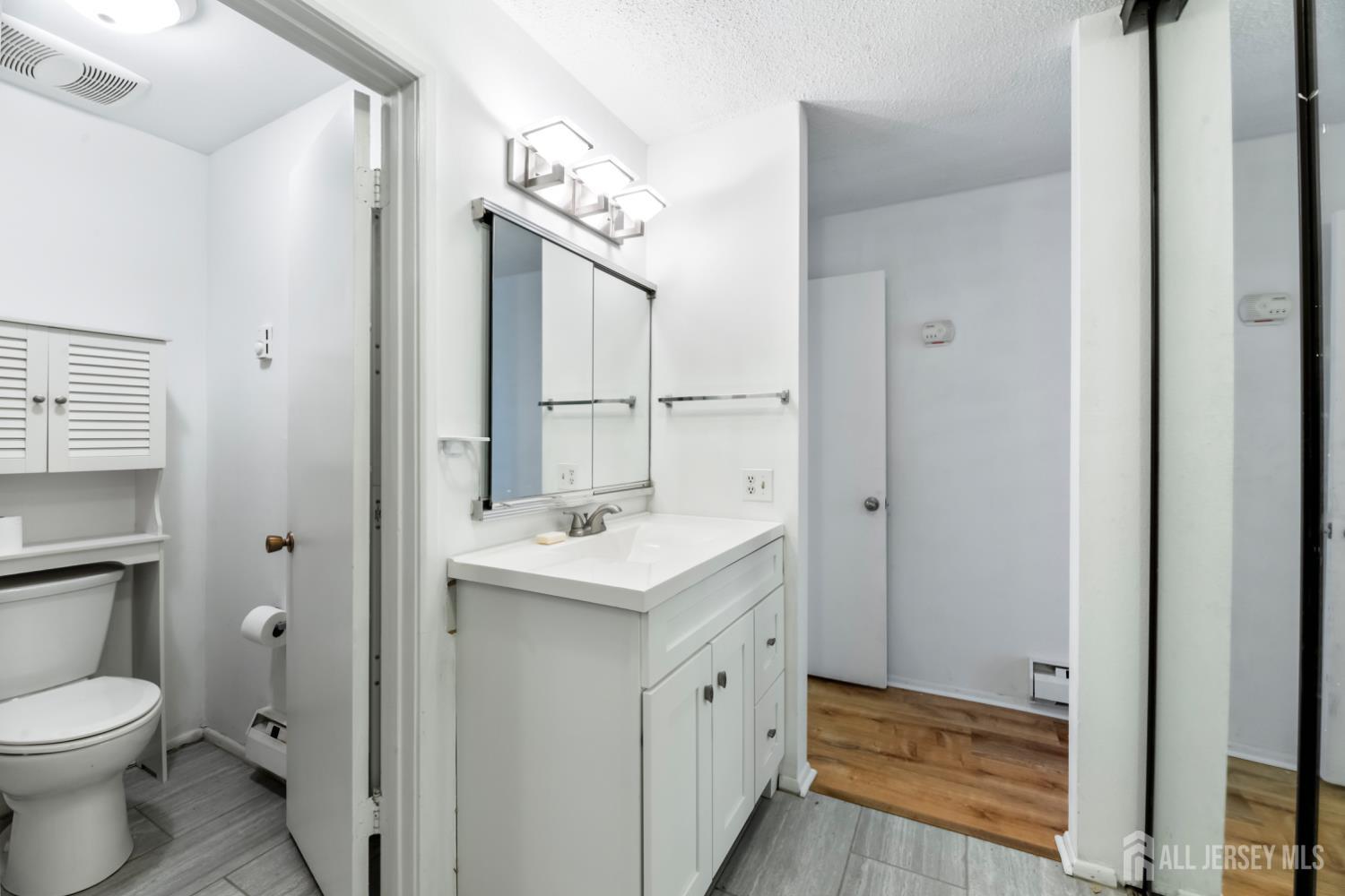 166 Laurel Plaza 166c, Monroe, NJ, 08831 image 17