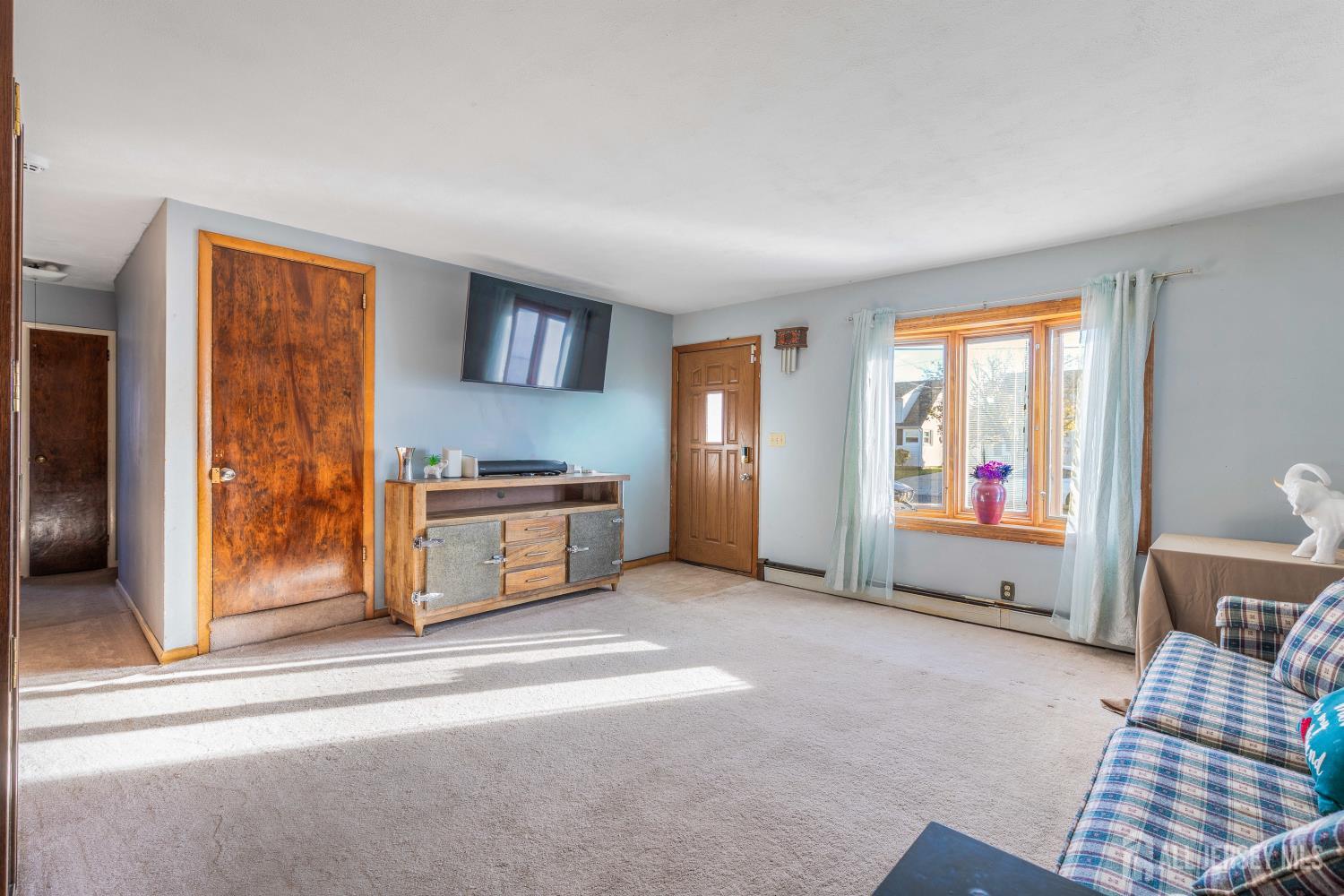 98 WORTYLKO Street, Carteret, NJ, 07008