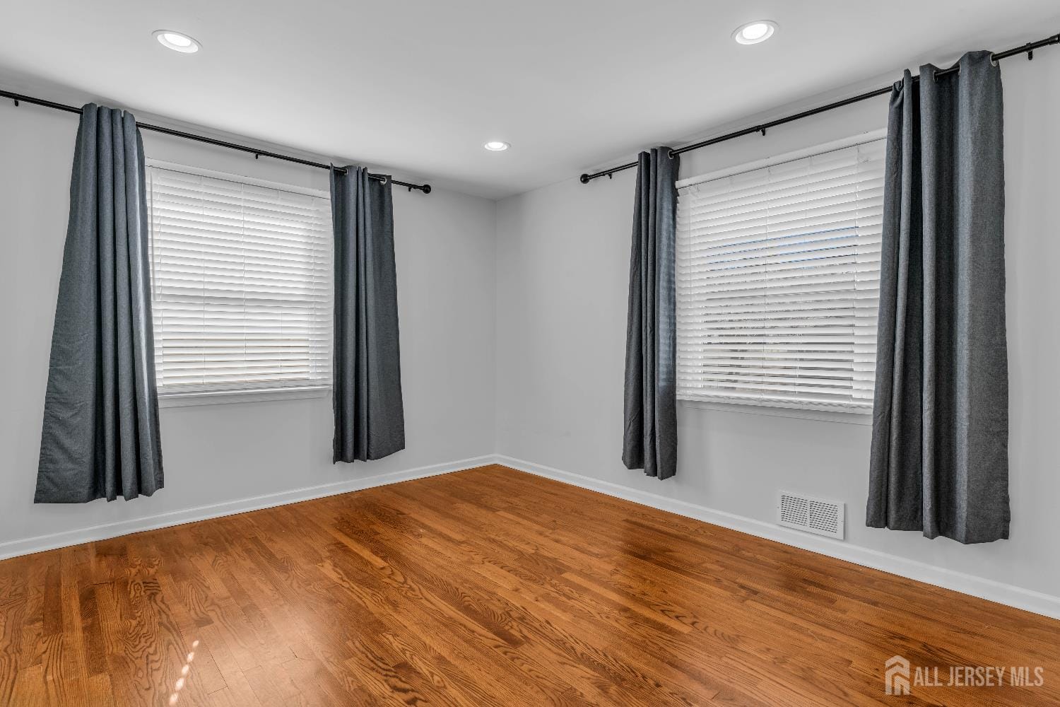 269 Park Avenue Image 4