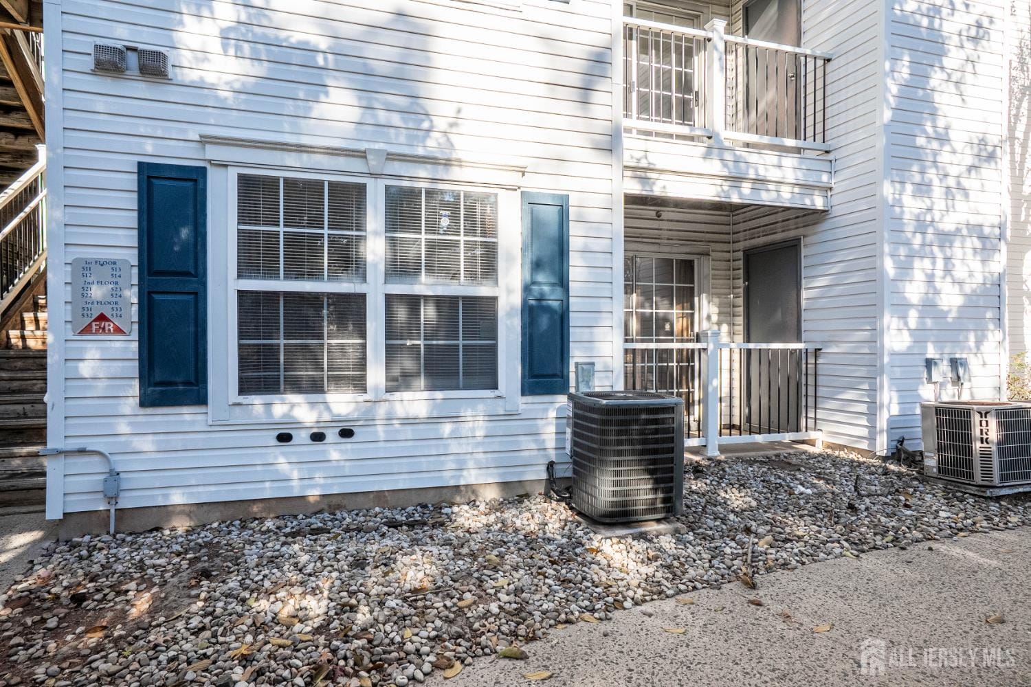 513 Waterford Drive, Edison, NJ, 08817 image 21