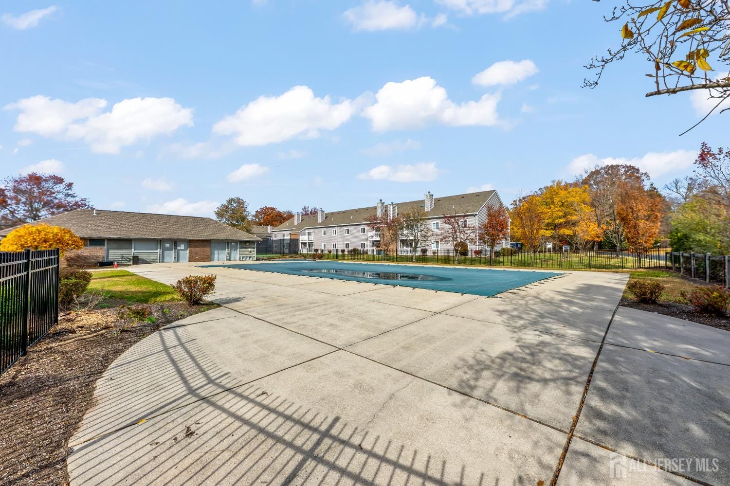 7703 Tamarron Drive Image 5