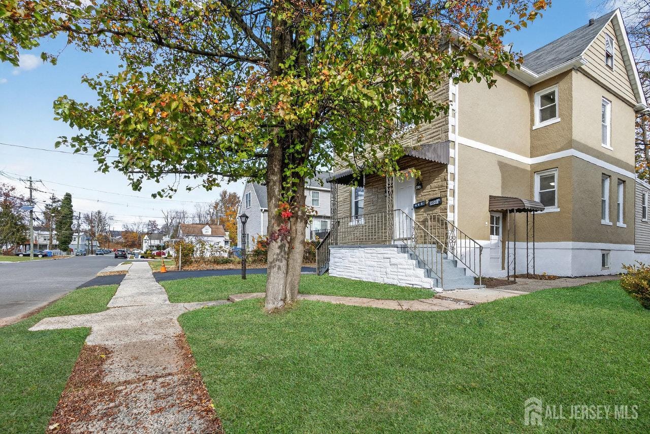 309-311 Pulaski Street Image 2