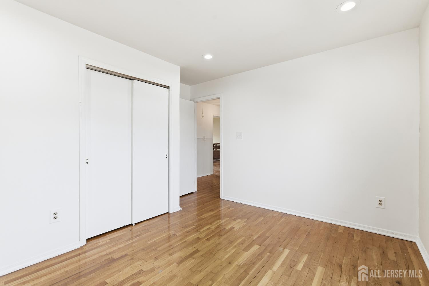 7 Oberlin Court, Edison, NJ, 08820 image 27