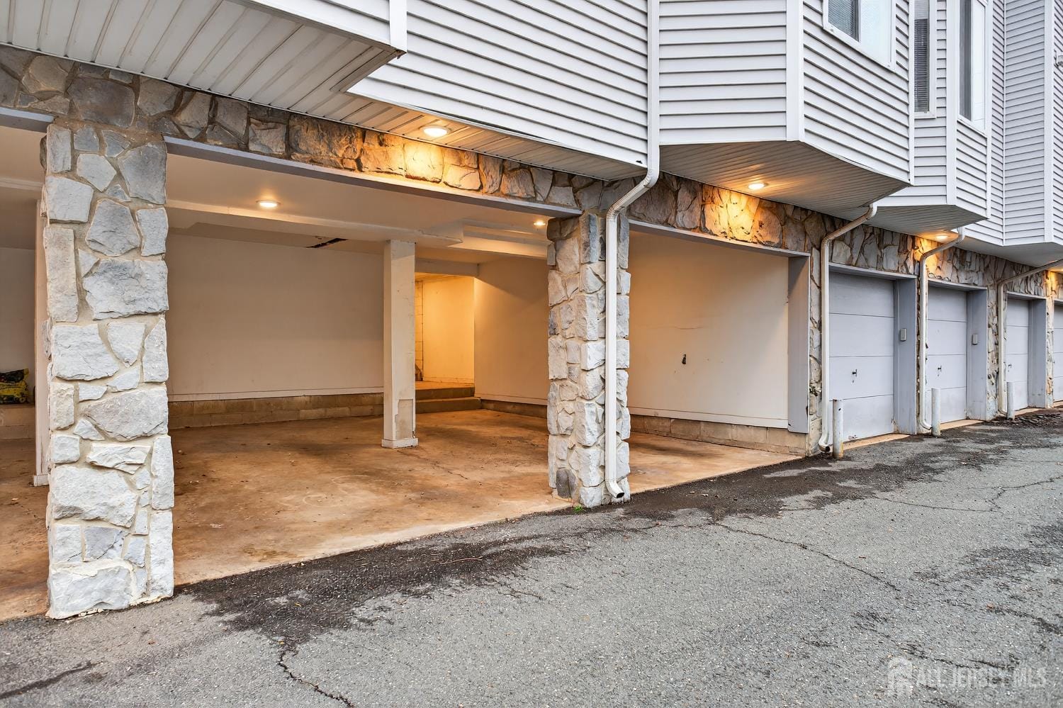 2704 Jesse Way, Piscataway, NJ, 08854 image 22