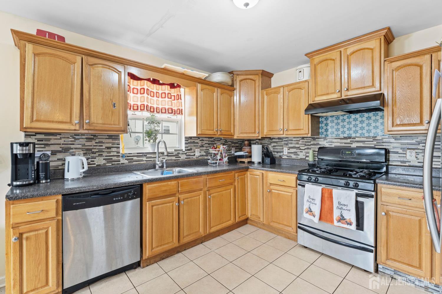 42 Randolph Street, Carteret, NJ, 07008 image 14