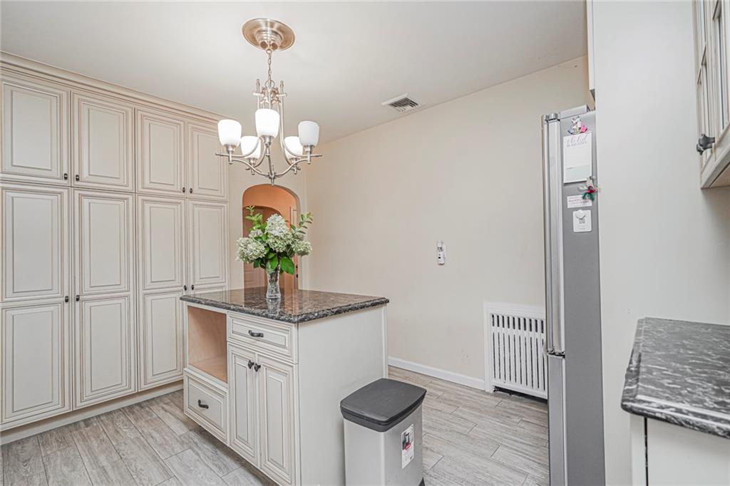 4 Brentwood Avenue, Staten  Island, New York, 10301 image 13