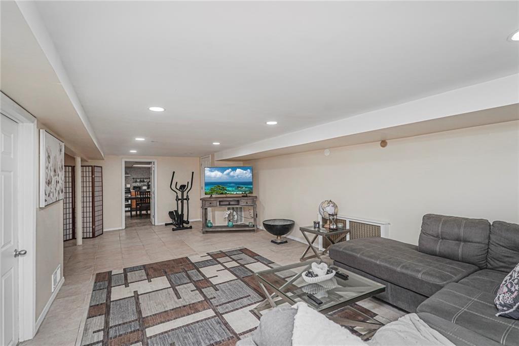 4 Brentwood Avenue, Staten  Island, New York, 10301 image 22