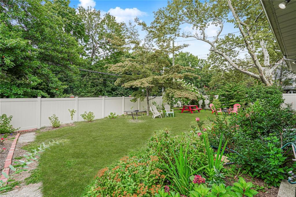 4 Brentwood Avenue, Staten  Island, New York, 10301 image 28