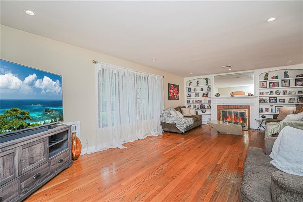 4 Brentwood Avenue, Staten  Island, New York, 10301 image 7