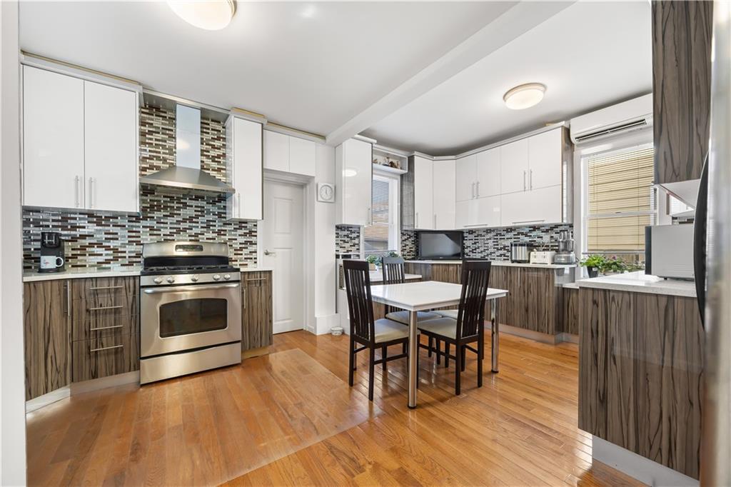 3735 Oceanic Avenue Image 5