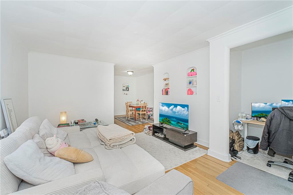 58-62 University Place, Staten  Island, New York, 10301 image 16