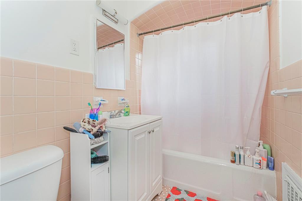 58-62 University Place, Staten  Island, New York, 10301 image 20