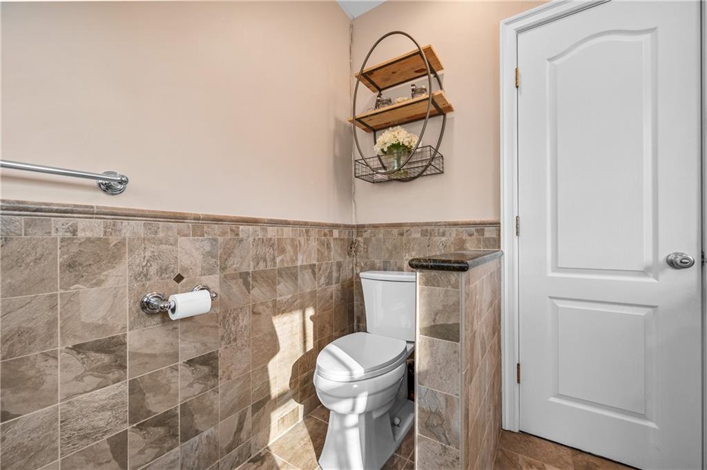 453 North Railroad Avenue, Staten  Island, New York, 10304 image 12