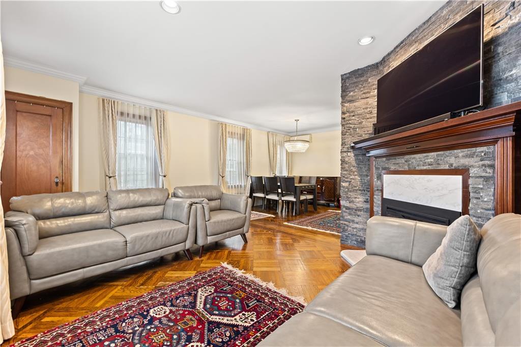 7001 Louise Terrace, Brooklyn, New York, 11209 image 7