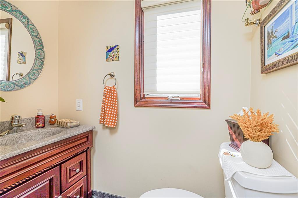 174 Barbara Street, Staten  Island, New York, 10306 image 9