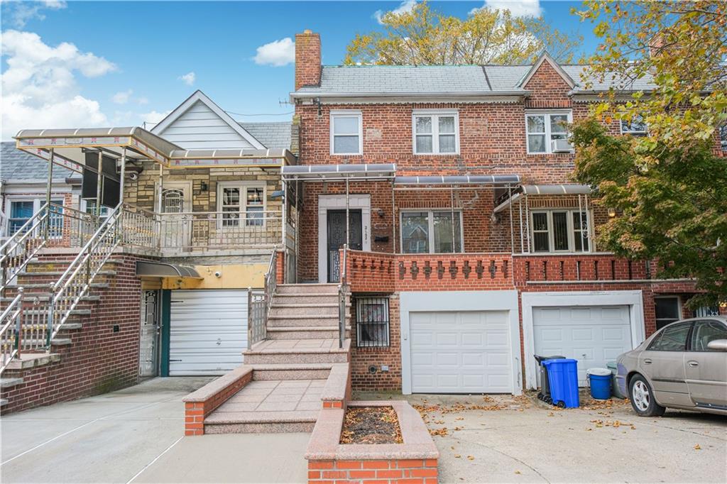 2162 Brown Street Image 1