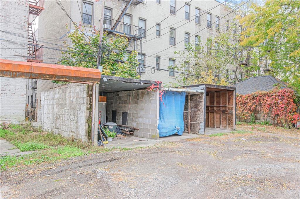 582 Bay Ridge Avenue, Brooklyn, New York, 11220 image 32