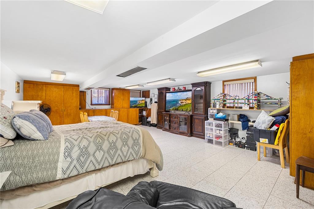 6613 10th Avenue, Brooklyn, New York, 11219 image 23