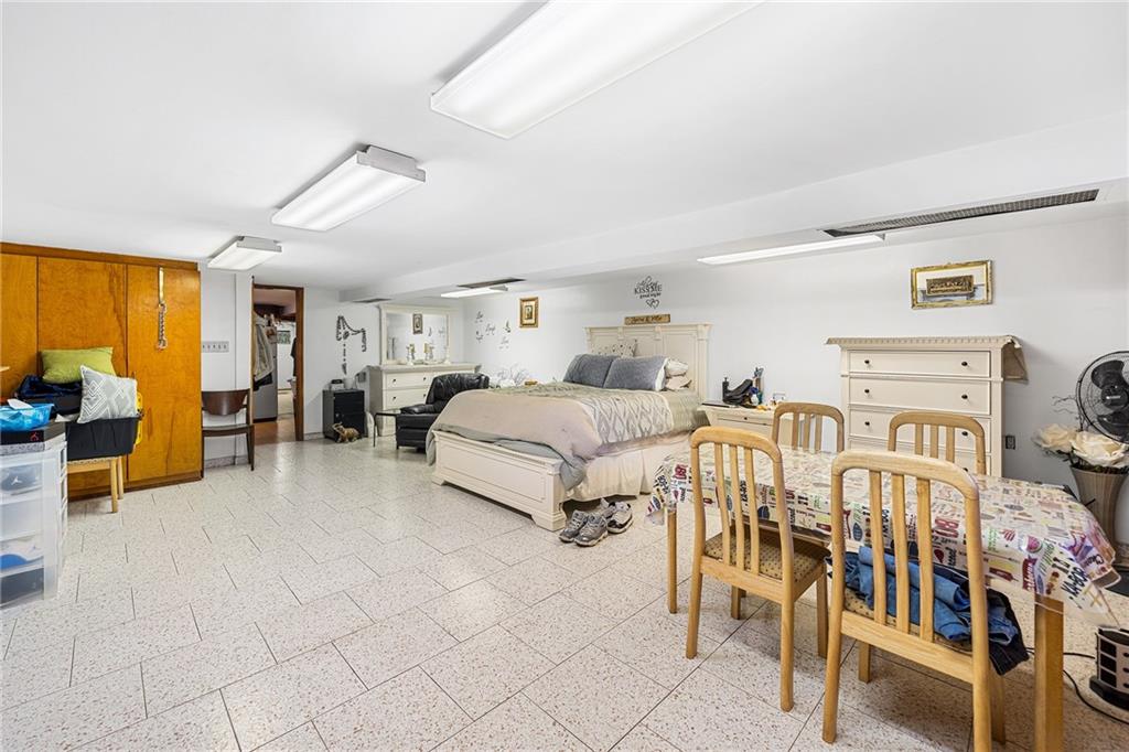 6613 10th Avenue, Brooklyn, New York, 11219 image 24