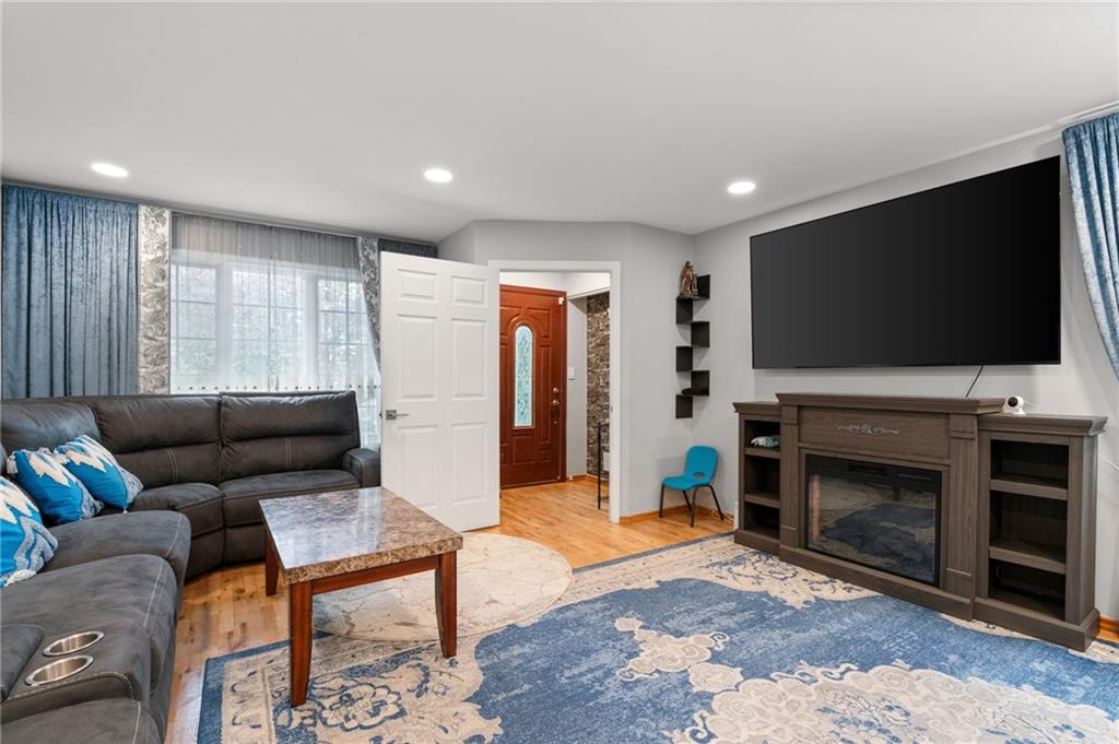 1314 East 69th Street Image 2