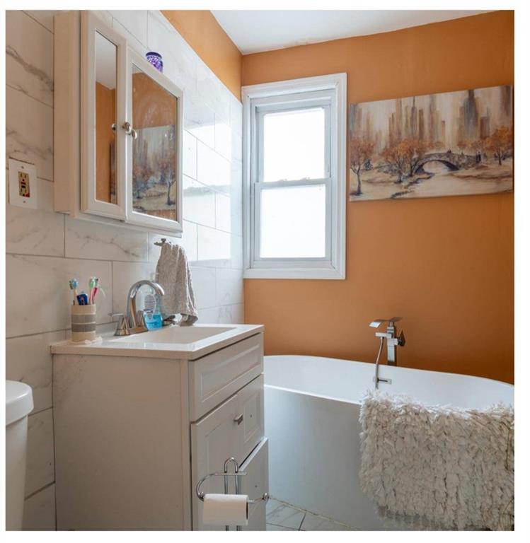 783 Linden Boulevard Image 5