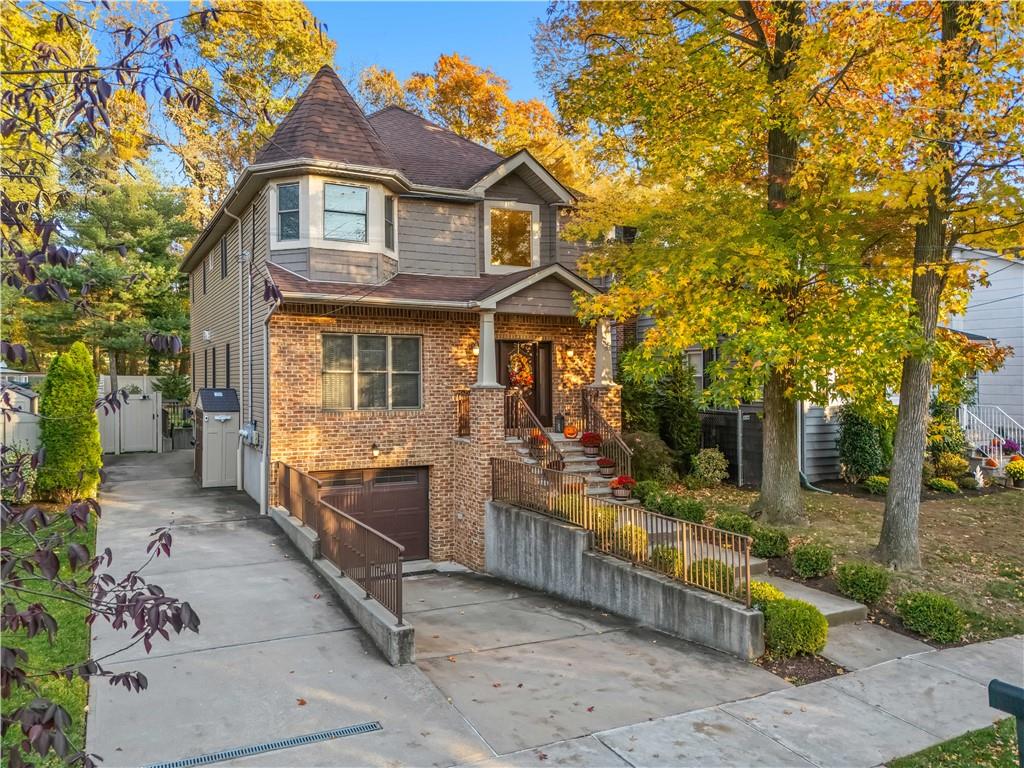 109 Madsen Avenue, Staten  Island, New York, 10309