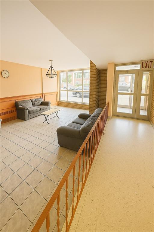 735 Avenue W 1H Image 2