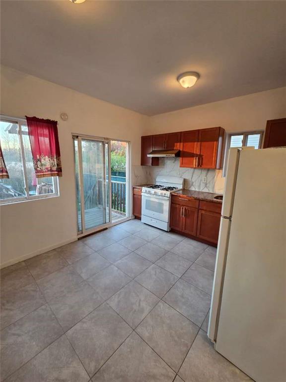 158 Holland Avenue Image 3