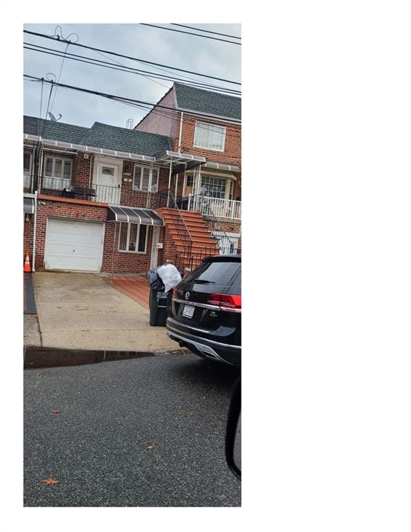 2075 East 61st Street Image 1