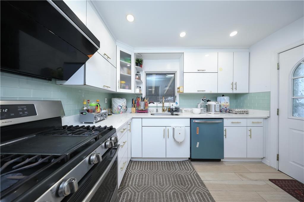 72 Zoe Street, Staten  Island, New York, 10305 image 11