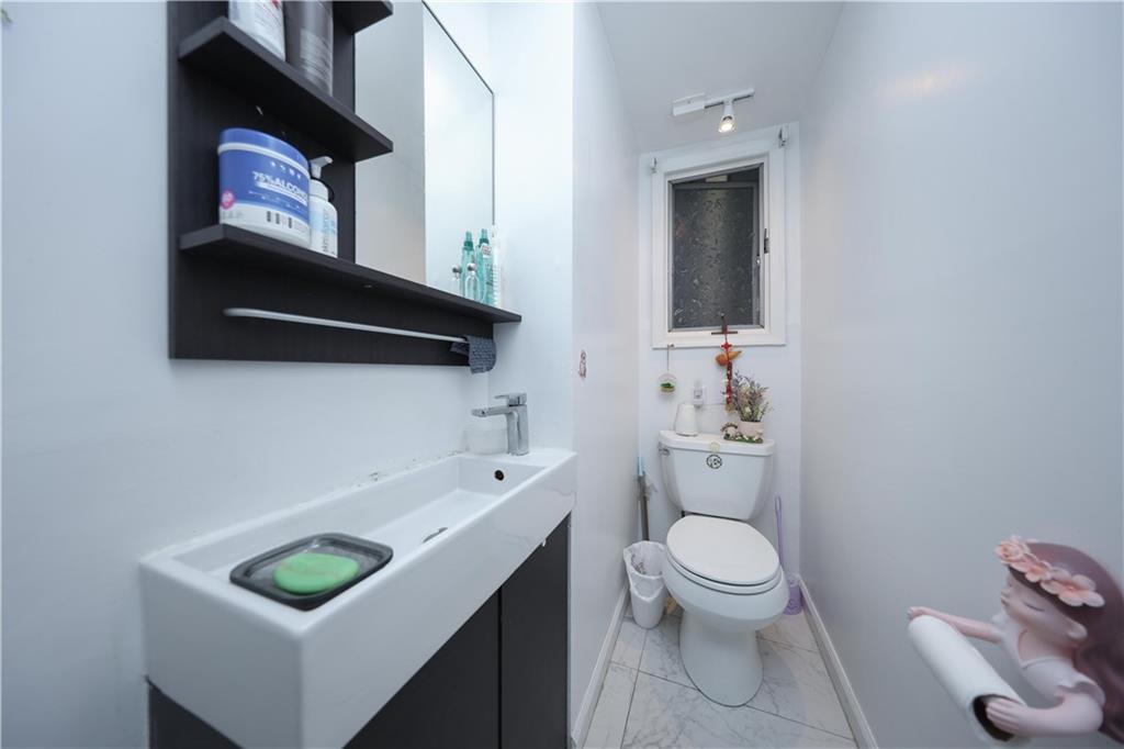 72 Zoe Street, Staten  Island, New York, 10305 image 12